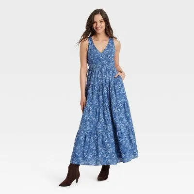 New - Women's Tiered Maxi A-Line Dress - Universal Thread Blue Floral S