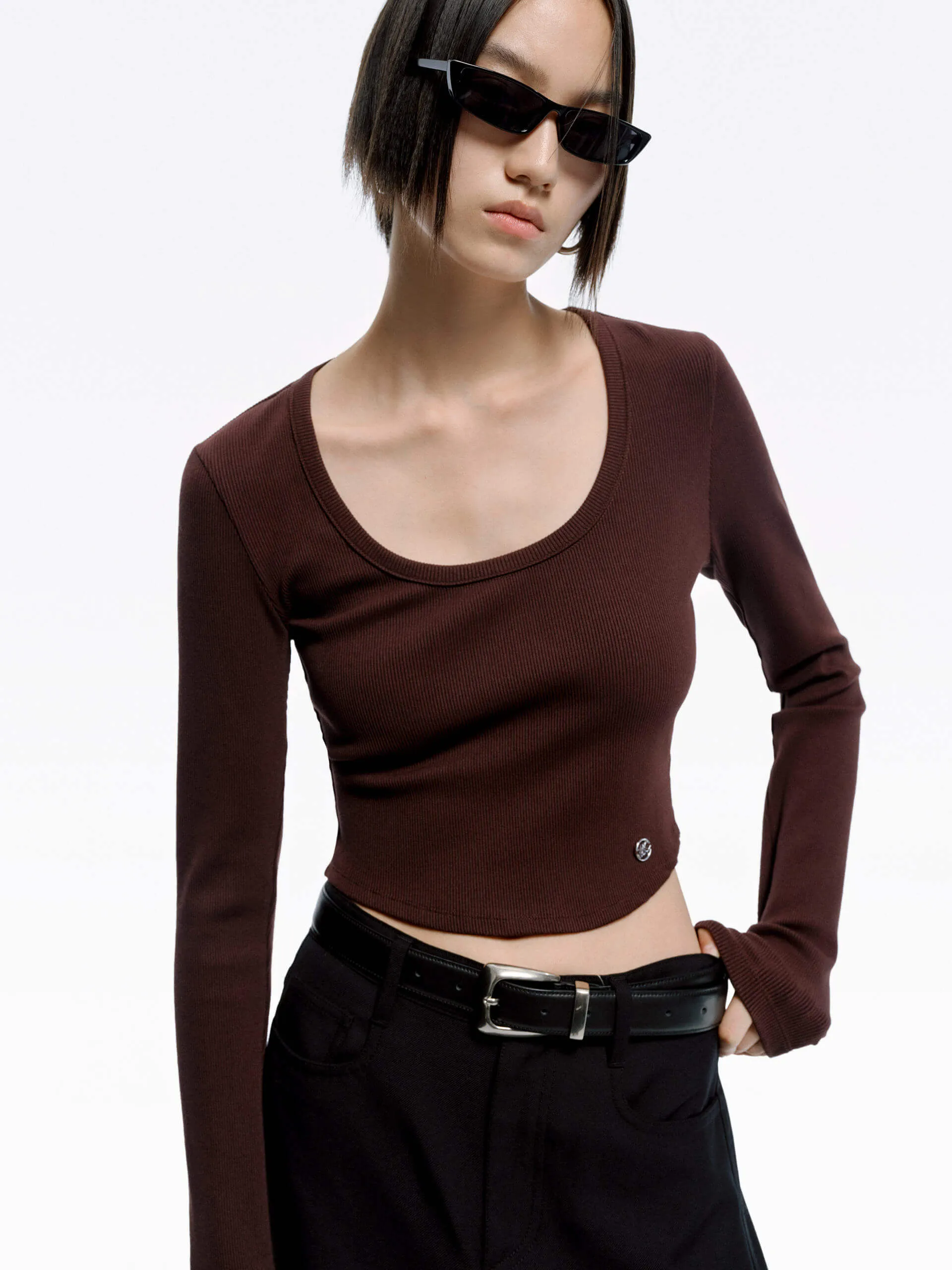 Ribbed Knit Cropped T-shirt