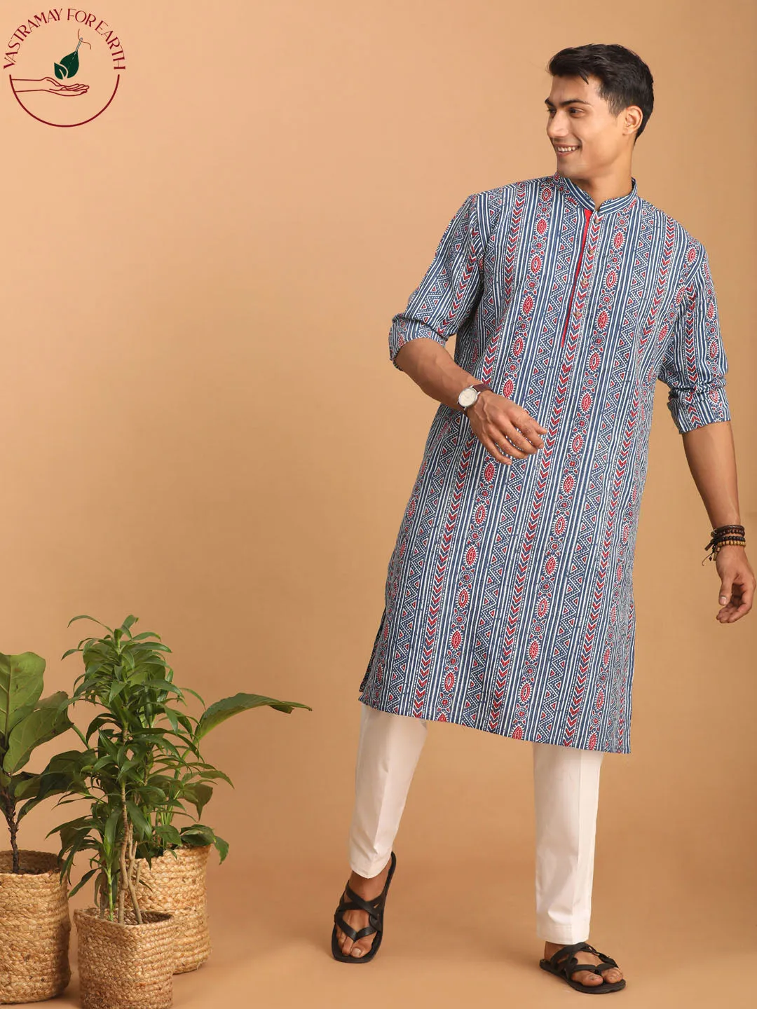 Vastramay Men's Indigo Printed Kurta Set